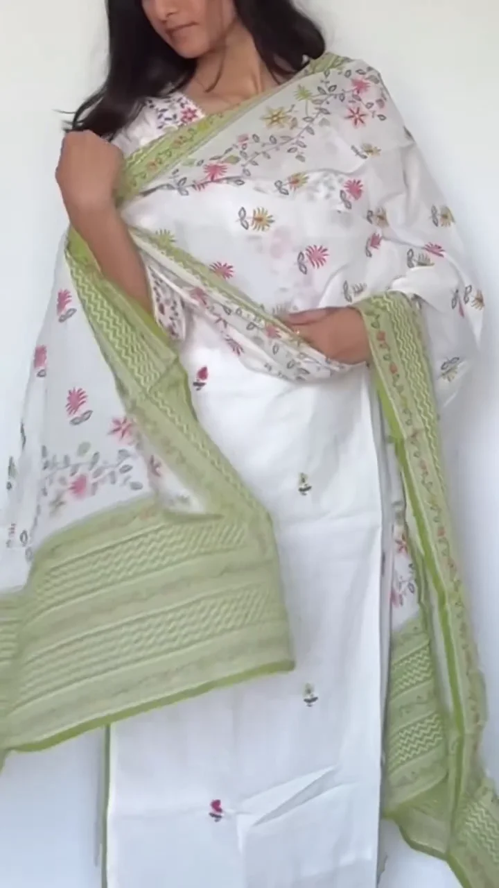 Off-White Floral Embroidered Kurta Set with Dupatta