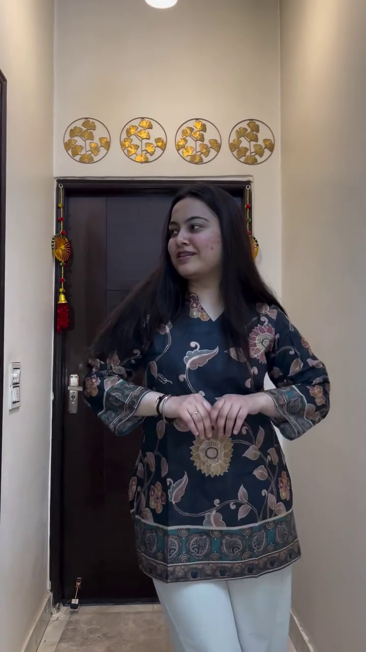 Vintage Floral Tunic Top