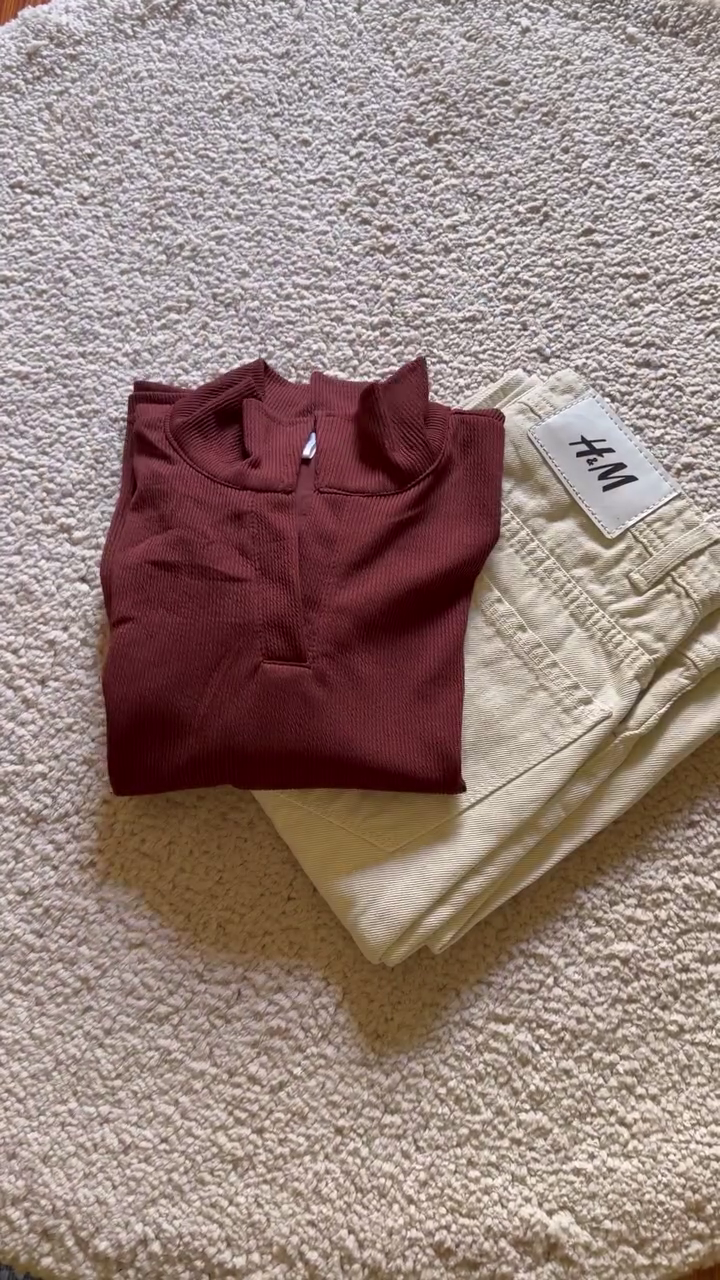 Casual Graphic Tee & Beige Pants