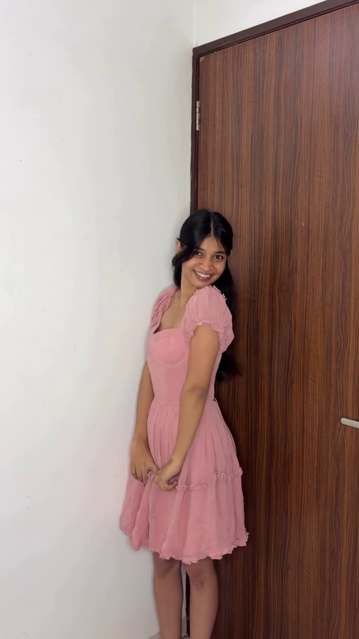 Soft Pink Puff Sleeve Dress