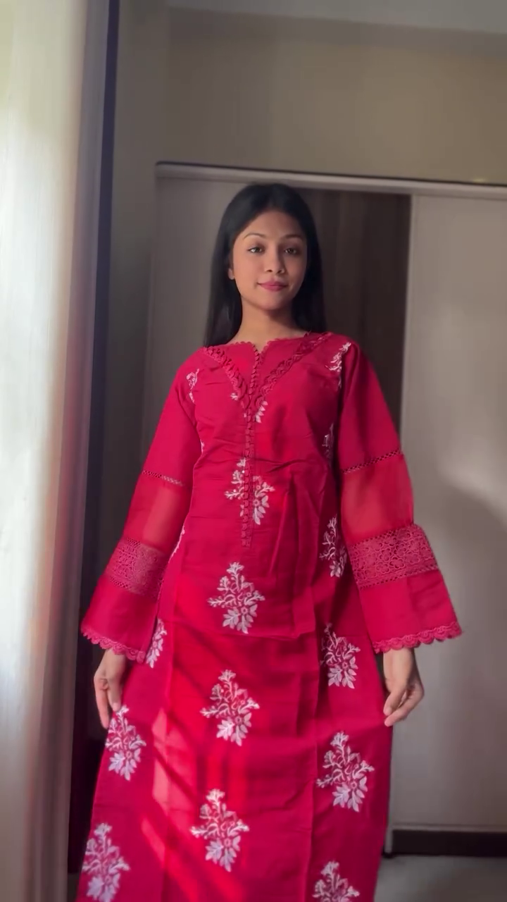 Classic Red Elegance ❤️