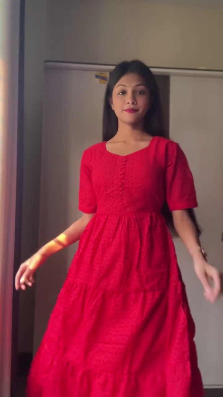 Wine Glow Princess Look