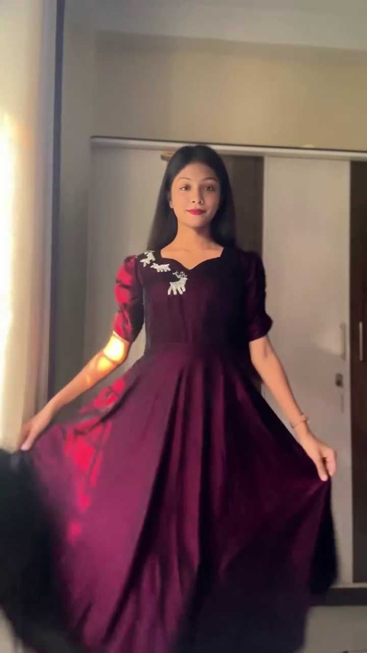 Wine Glow Princess Look