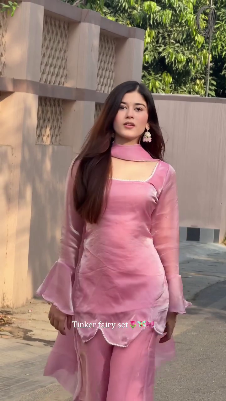 Minimal Mood, Maximum Attitude ⚡