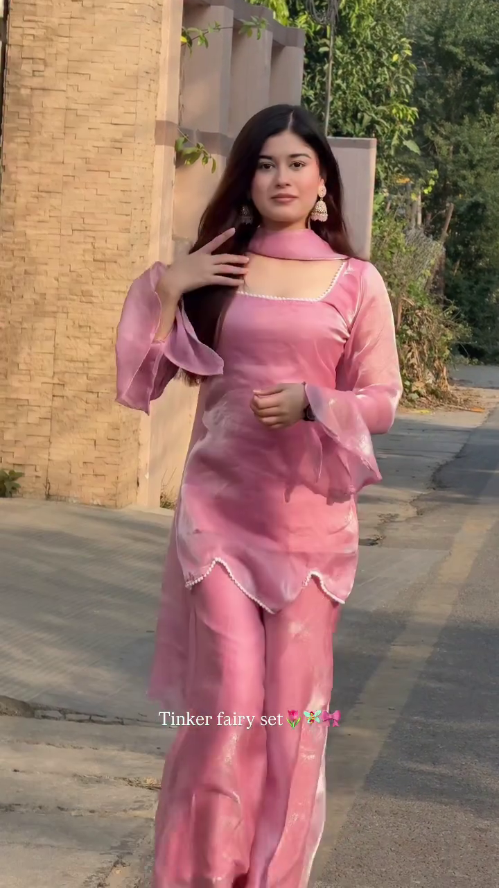 Minimal Mood, Maximum Attitude ⚡