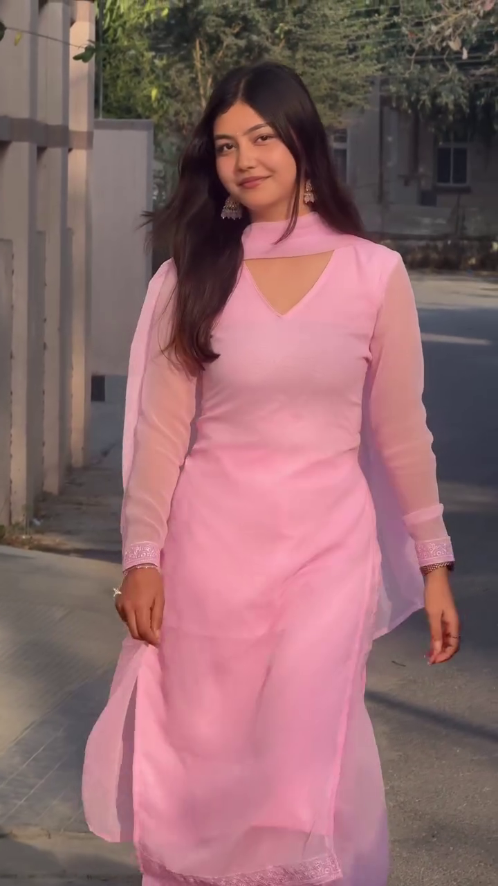 Maroon Classic Pakistani Suit Set