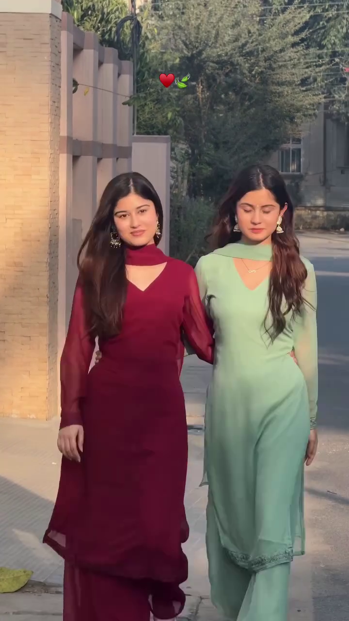 Dual Tone Ethnic Suit Set (Maroon & Mint)