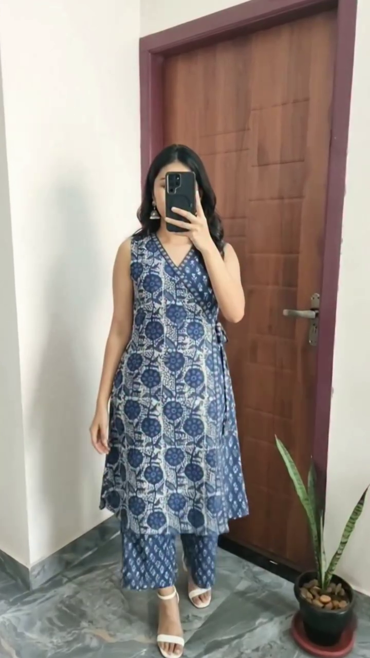 Indigo Printed Sleeveless Kurta Set
