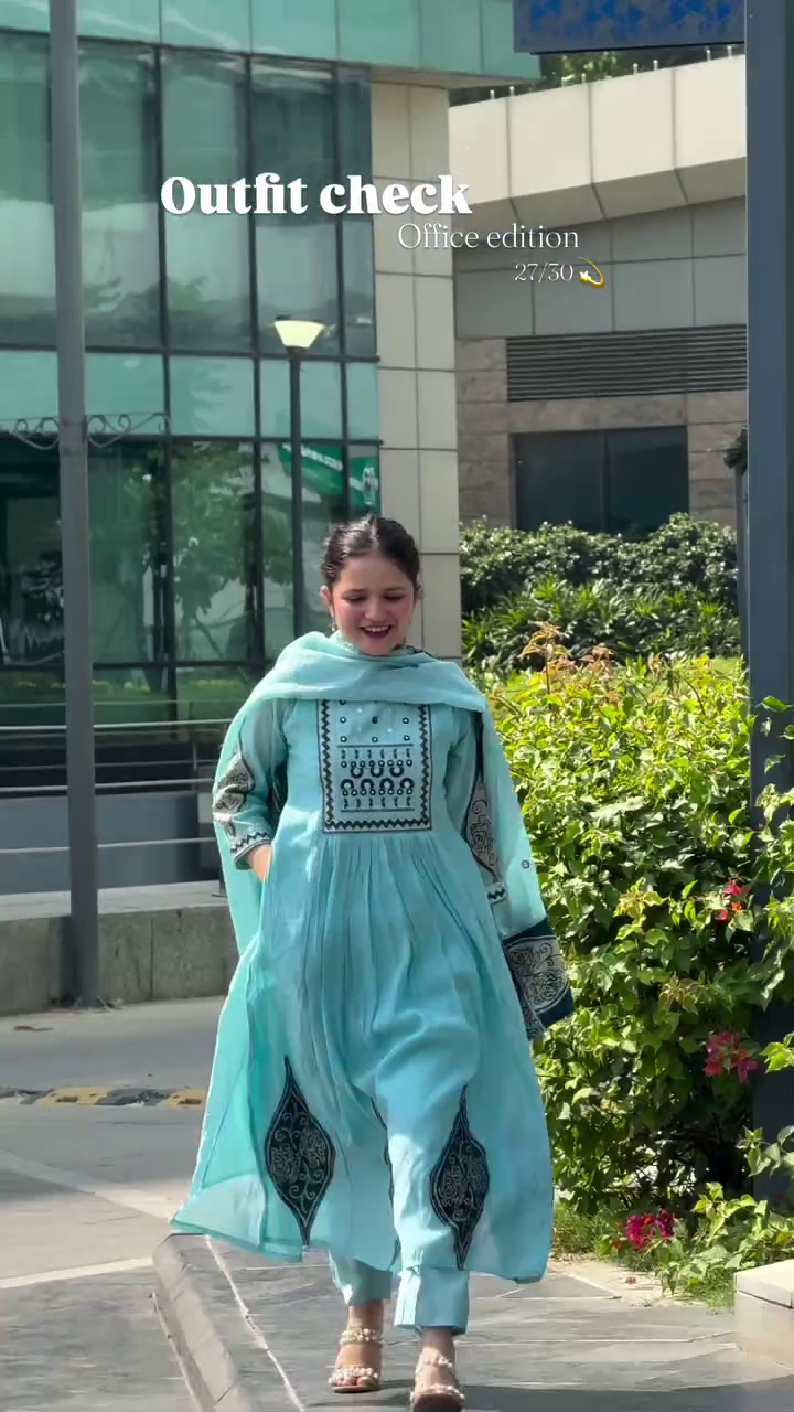 Power Blazer Office Look