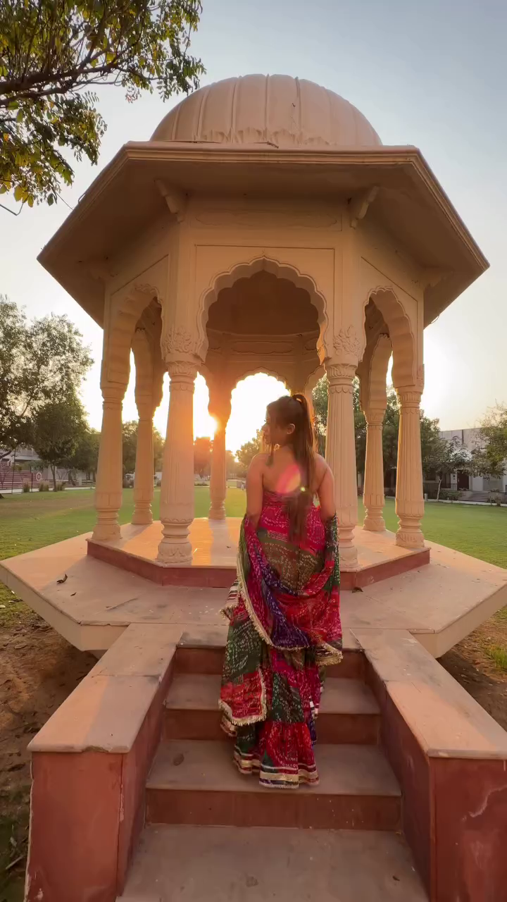 Multicolor Fusion Statement (Indo-Western Set)