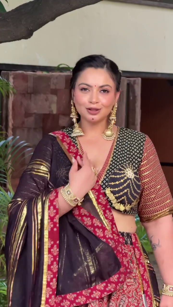 Heritage Fusion Lehenga Set