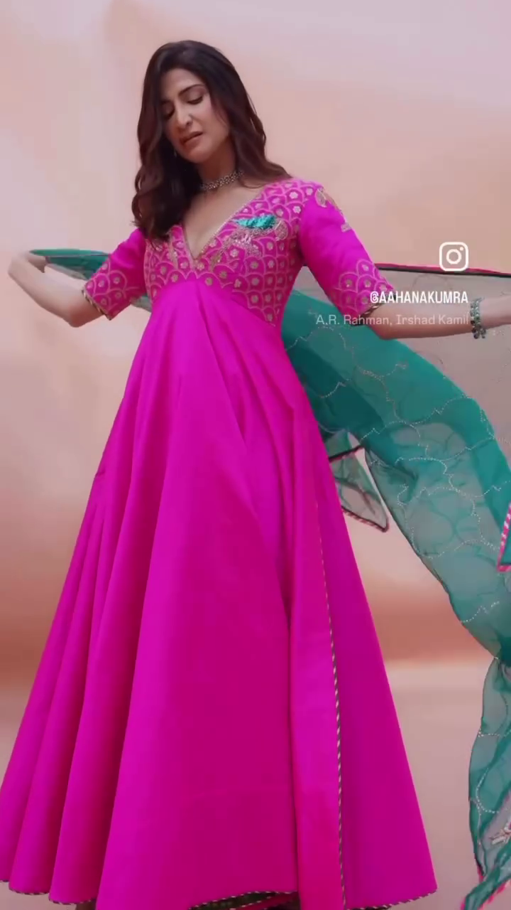 Fuchsia Festive Flair