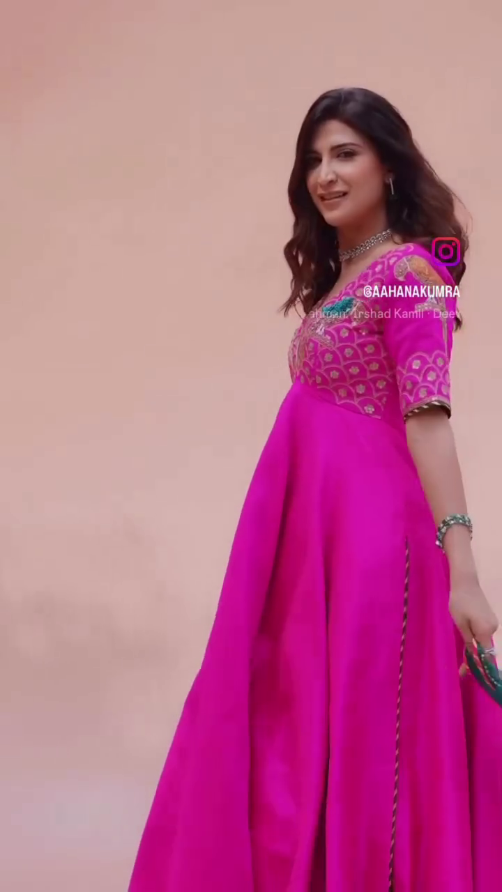 Fuchsia Festive Flair