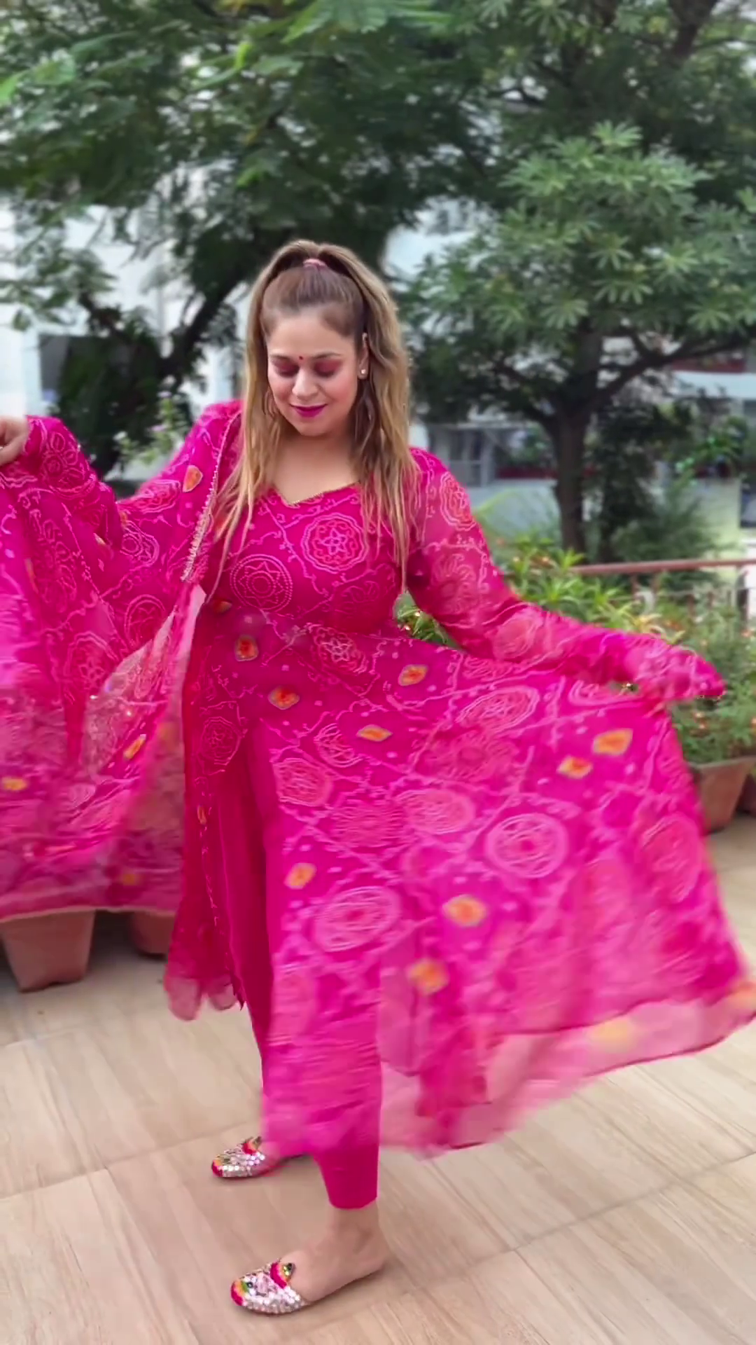 Bold Pink Festive Flow