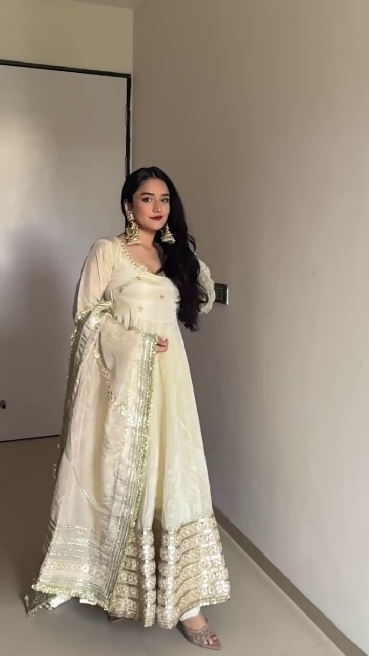 Golden Ivory Princess