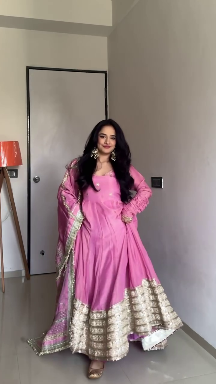 Blush Pink Royal Flair