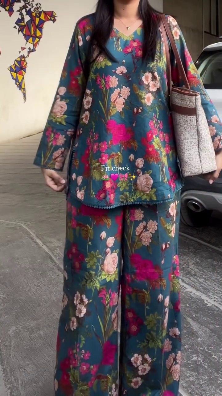 Women’s Floral Co-Ord Set – Trendy Fit Check Outfit 🌸✨