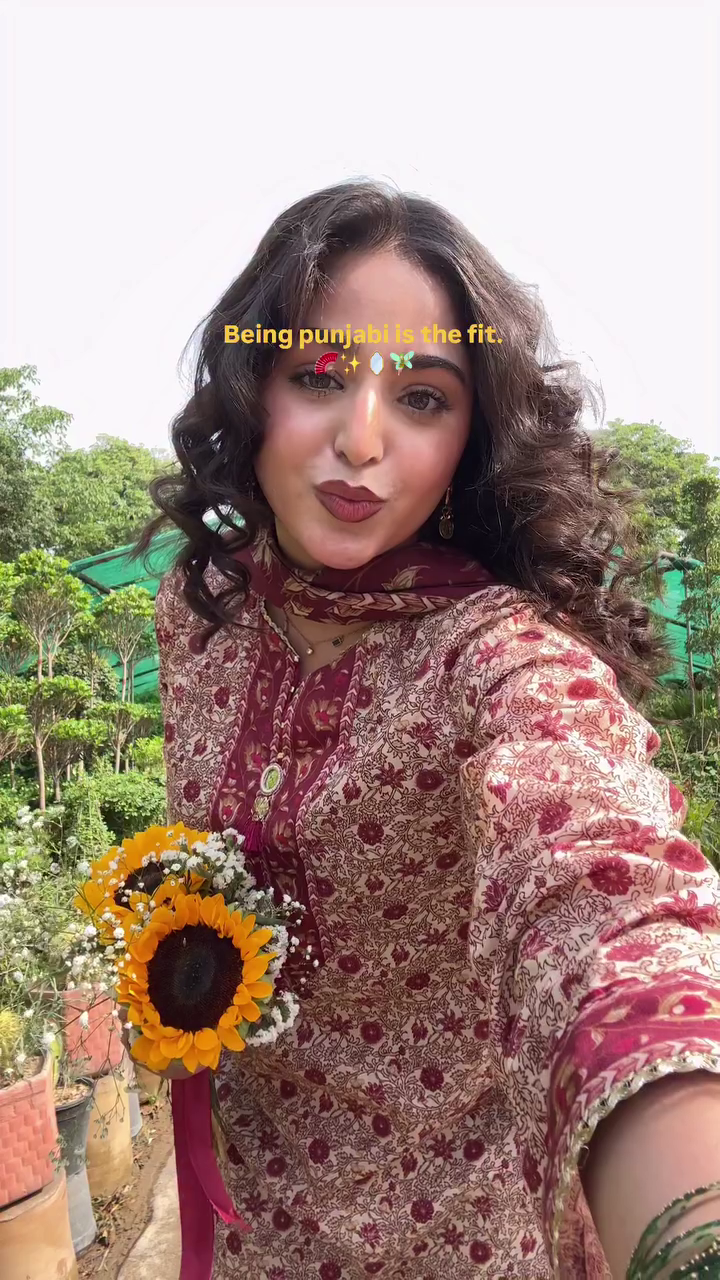 Women’s Punjabi Suit – Elegant Desi Fit Check ✨🌻