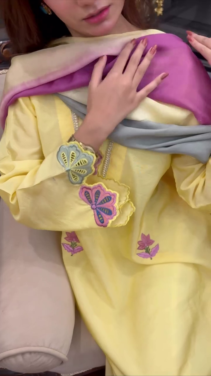 Women’s Butter Yellow Sheesha Silk Kaftan – Soft Summer Elegance ✨🌼