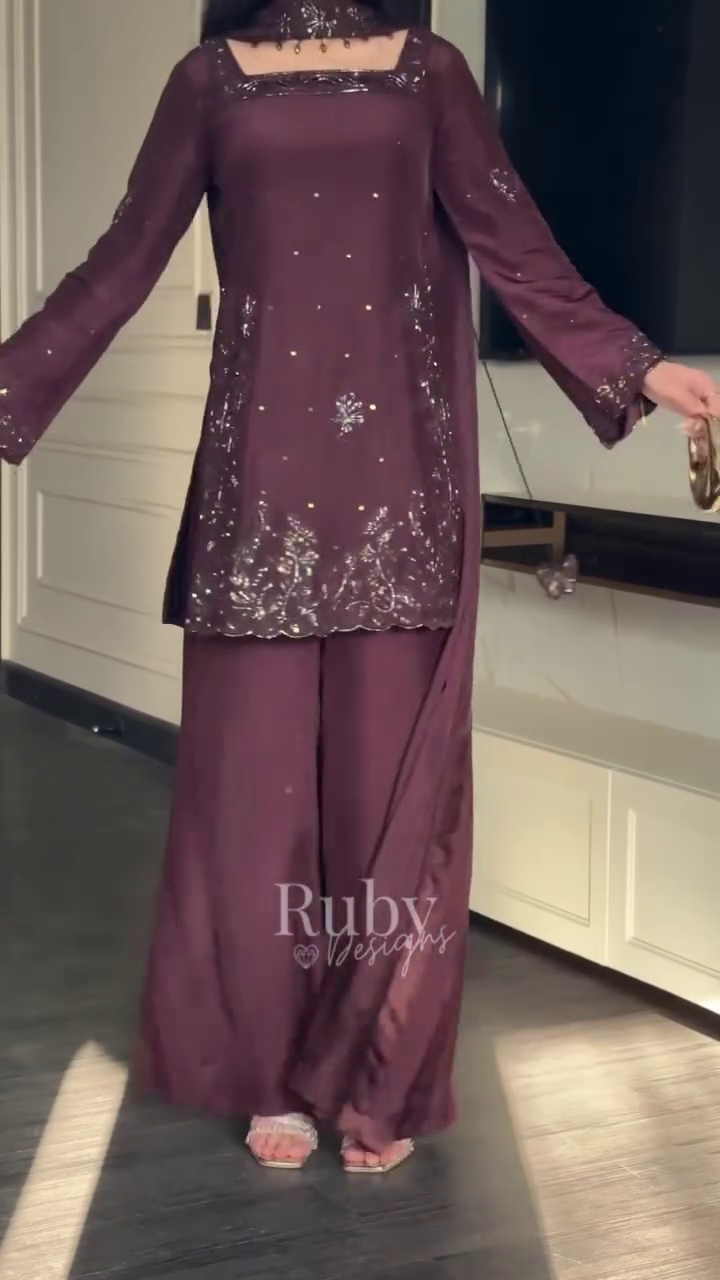 Women’s New Arrival Collection – Trendy Ethnic & Contemporary Outfits Loved by Fashion Enthusiasts