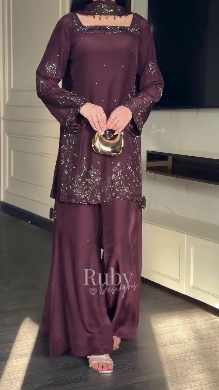 Women’s New Arrival Collection – Trendy Ethnic & Contemporary Outfits Loved by Fashion Enthusiasts