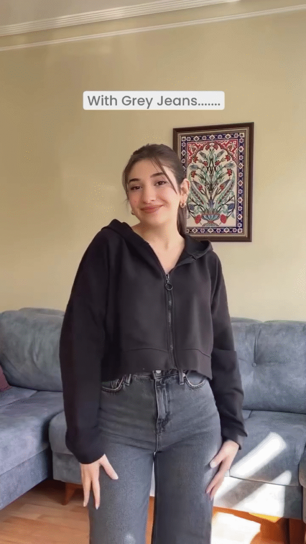 Everyday Edge – Cropped Zip-Up Hoodie with High-Waisted Grey Jeans (Multicolor Available)