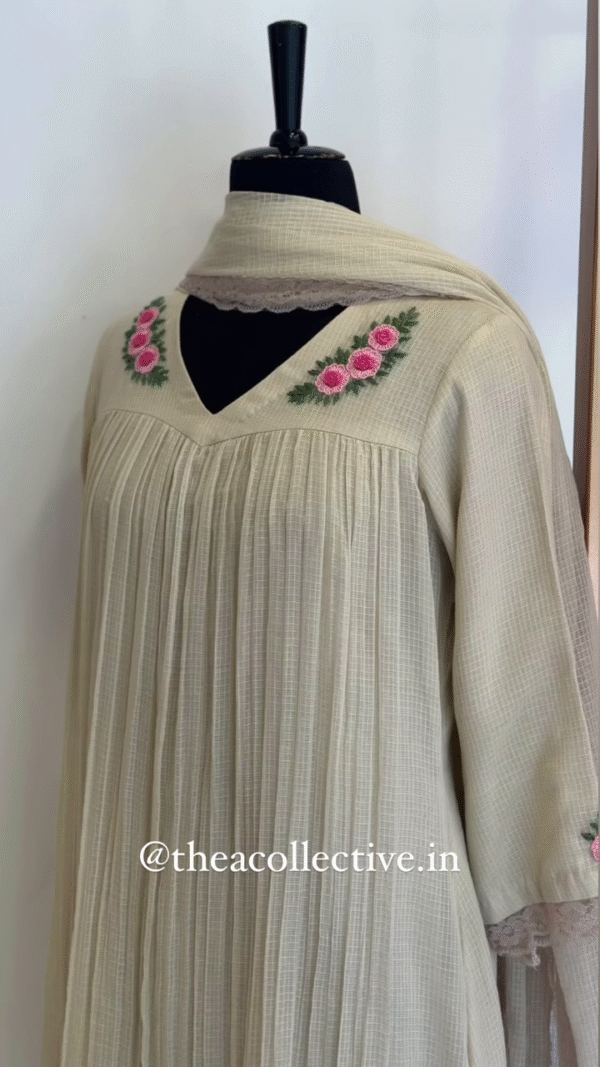 Floral Yoke Pleated Kurta Set – Soft Beige with Hand Embroidery - Image 2