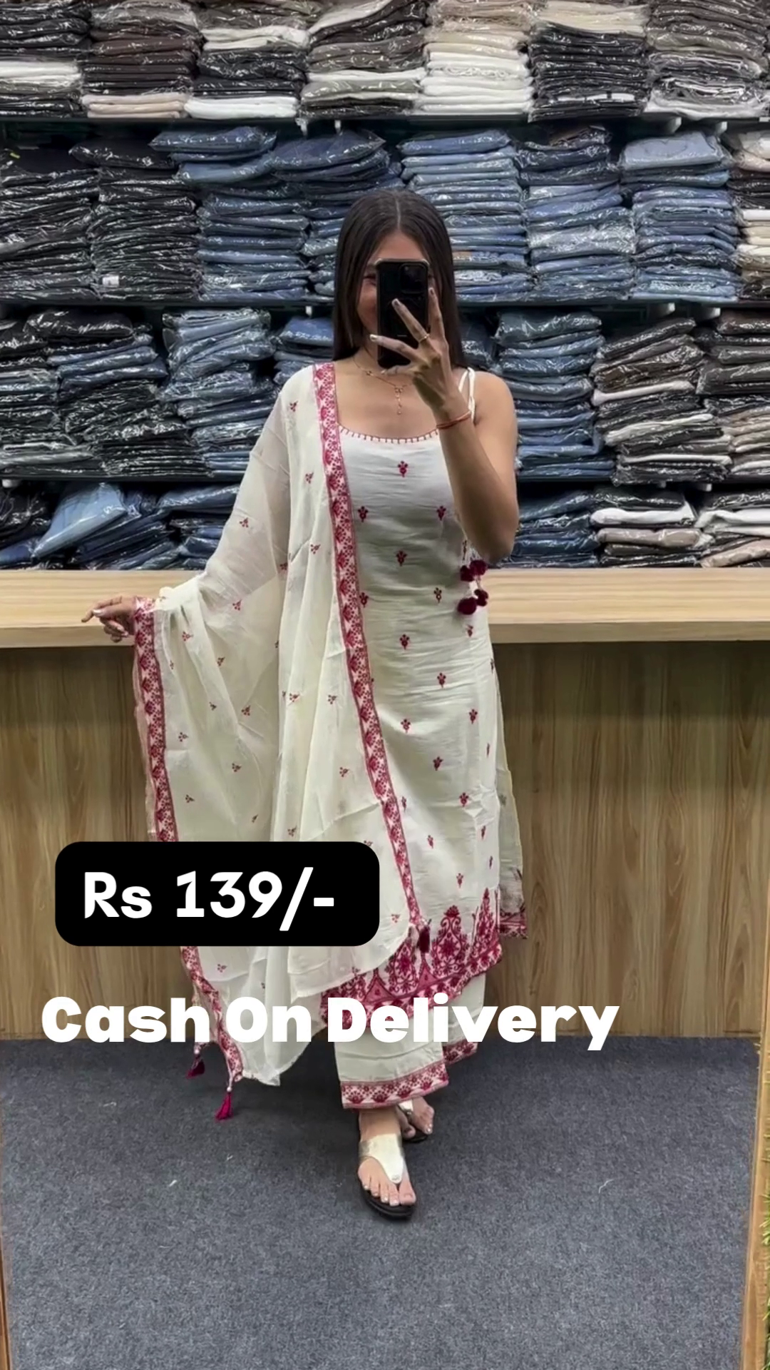 Budget-Friendly Embroidered Ethnic Kurta Set in White ๐๏ธ