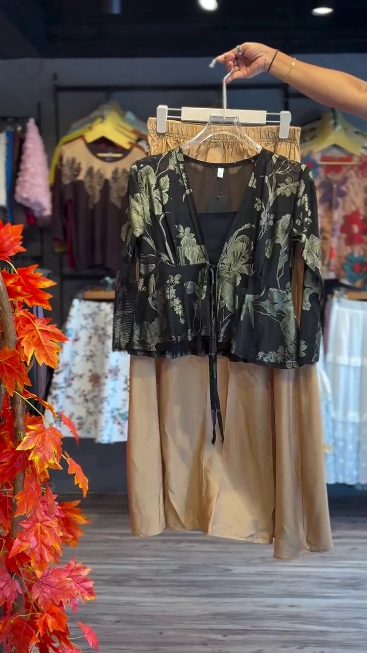 🌿 Elegant Sheer Black Floral Kimono with Golden Satin Dress Set 🌿