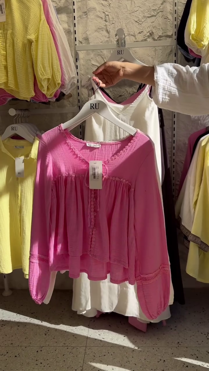 🌼Sunshine Bloom Rayon Puff-Sleeve Blouse with Ruffled Neck & Front Tie – Summer Radiance Collection🌈 - Image 2