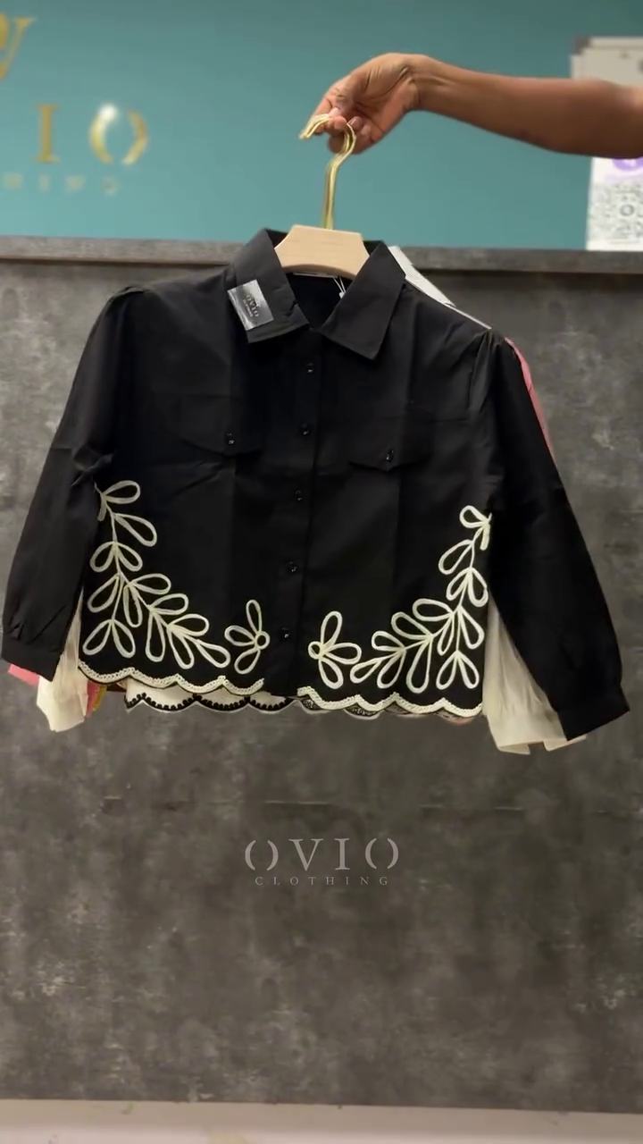 π€ Luxury Black Embroidered Crop Shirt β Signature Collection | Elegant Button-Down with Floral Detailing & Scalloped Hemline