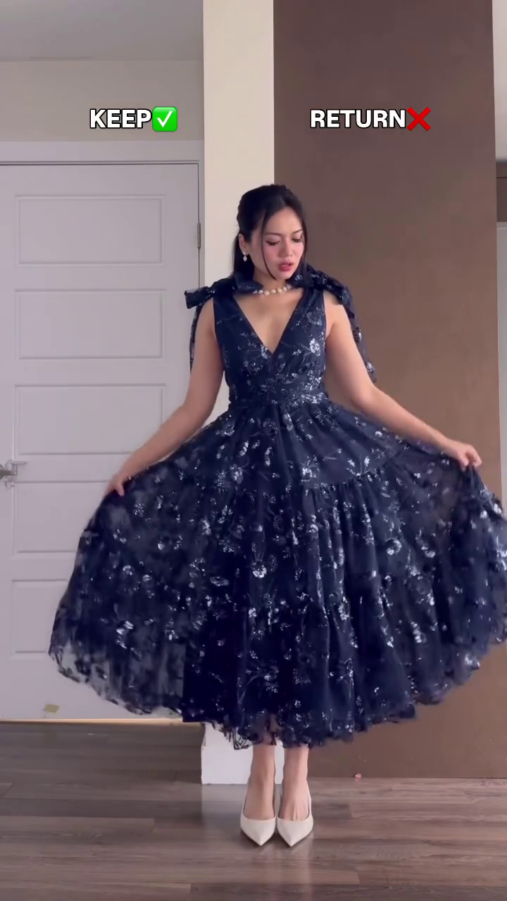 Midnight Blue Sequin Embellished Tulle Ball Gown with Organza Tie-Strap Shoulders and Voluminous Skirt
