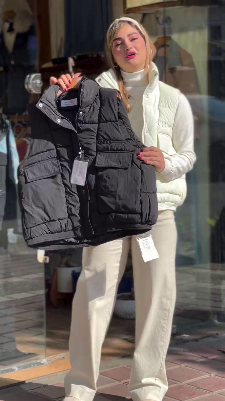 🤍Elegant Ultra-Padded Cream White Sleeveless Zipper Vest – Luxe Minimalist Street Style Collection - Image 2