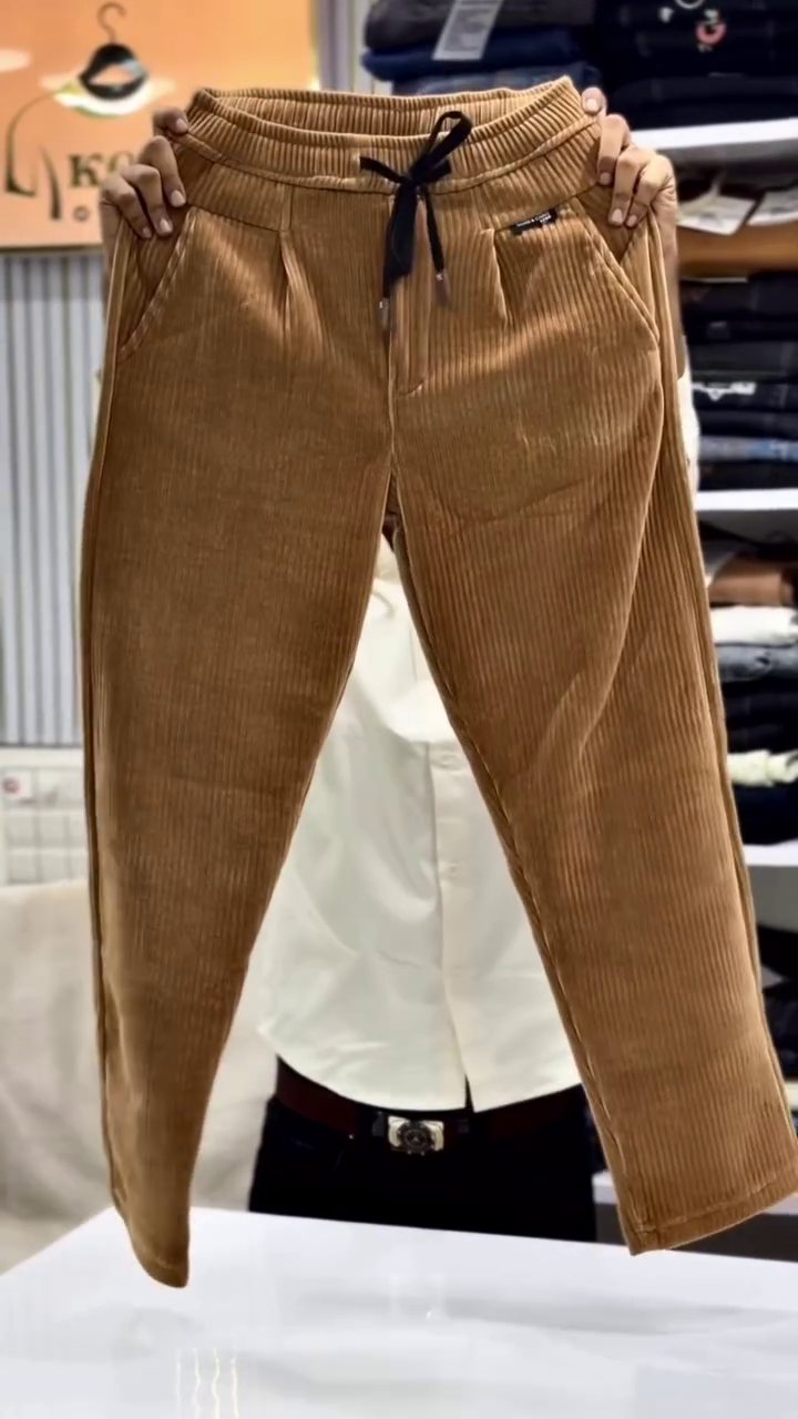 🤍High-Waist Vintage Corduroy Pants in Ultra-Soft Winter White, Finished with Statement Back Patch Pockets - Image 4