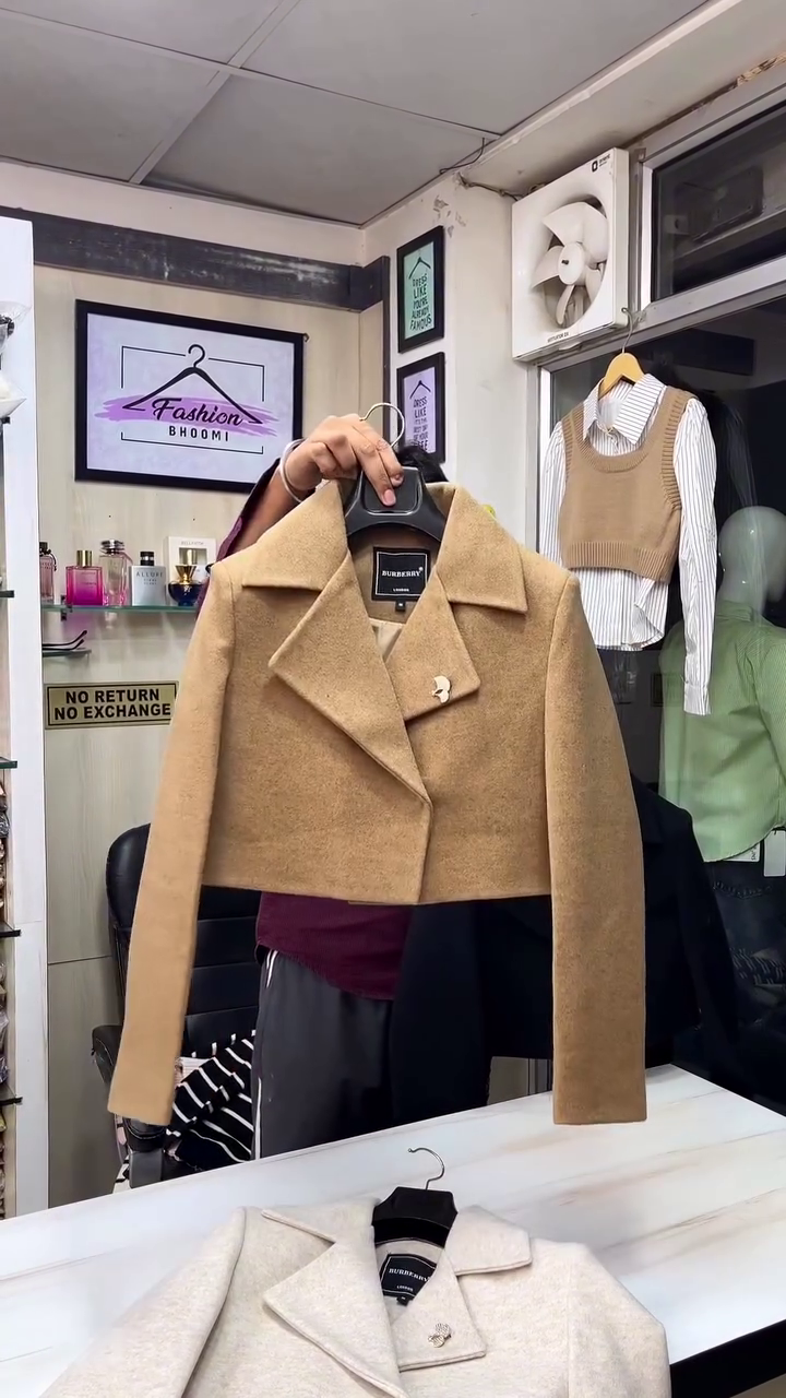 ๐ค Timeless Cropped Tailored Woolen Overcoat ๐ค