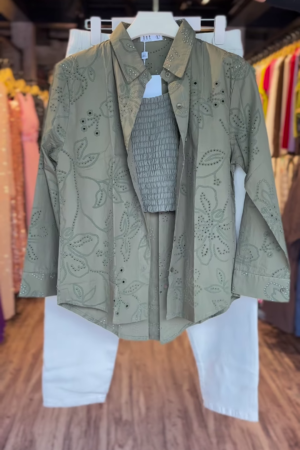 💚 Boss Babe in Olive – Casual Yet Iconic 💚