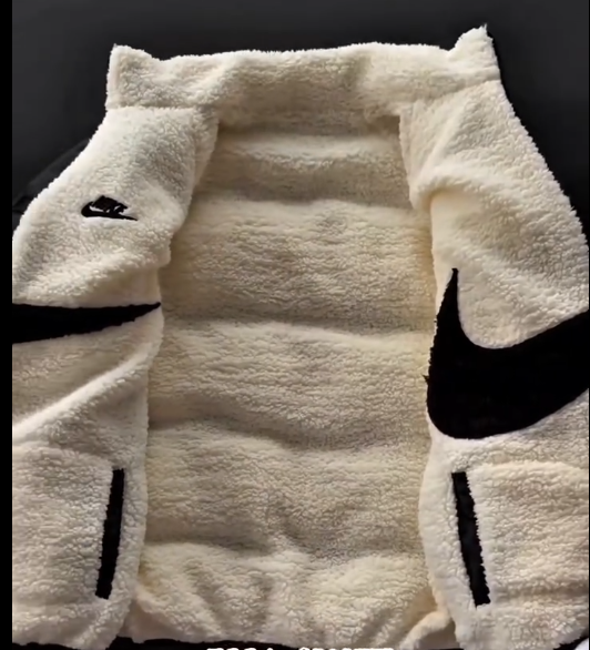 π€ Nike Core Puffer Jacket β Ultimate Winter Warmth & Street Style π€ - Image 2