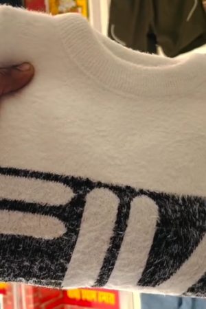 🤍 Premium Fuzzy Logo Sweater – Cozy Comfort with Iconic Style 🤍