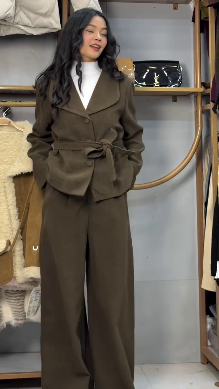 ✨ Elegant Tailored Two-Piece Wool Blend Suit Set – Modern Chic Edition ✨ - Image 4