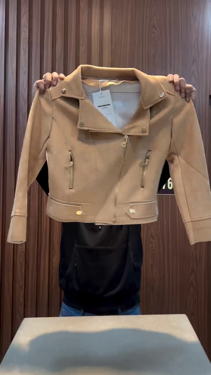 ๐ธ Blush Luxe Cropped Biker Jacket โ Modern Feminine Edge ๐ธ - Image 3