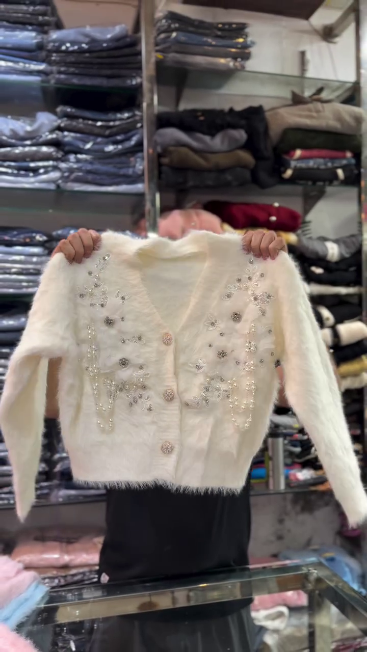 ✨ Golden Bloom Luxe Fuzzy Cardigan – Elegant Winter Glam ✨