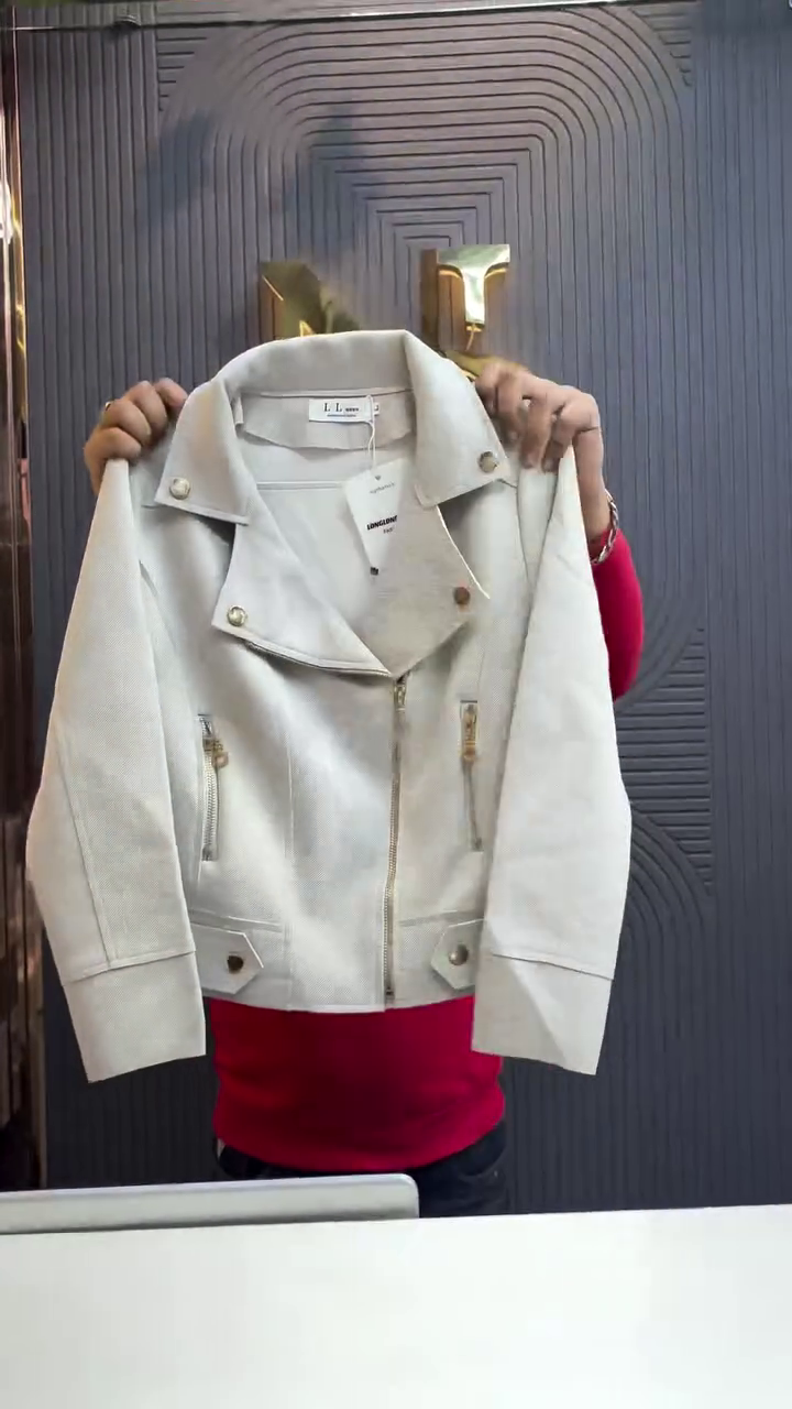π€ Urban Luxe Off-White Biker Jacket β Minimal, Modern & Effortlessly Chic π€ - Image 2