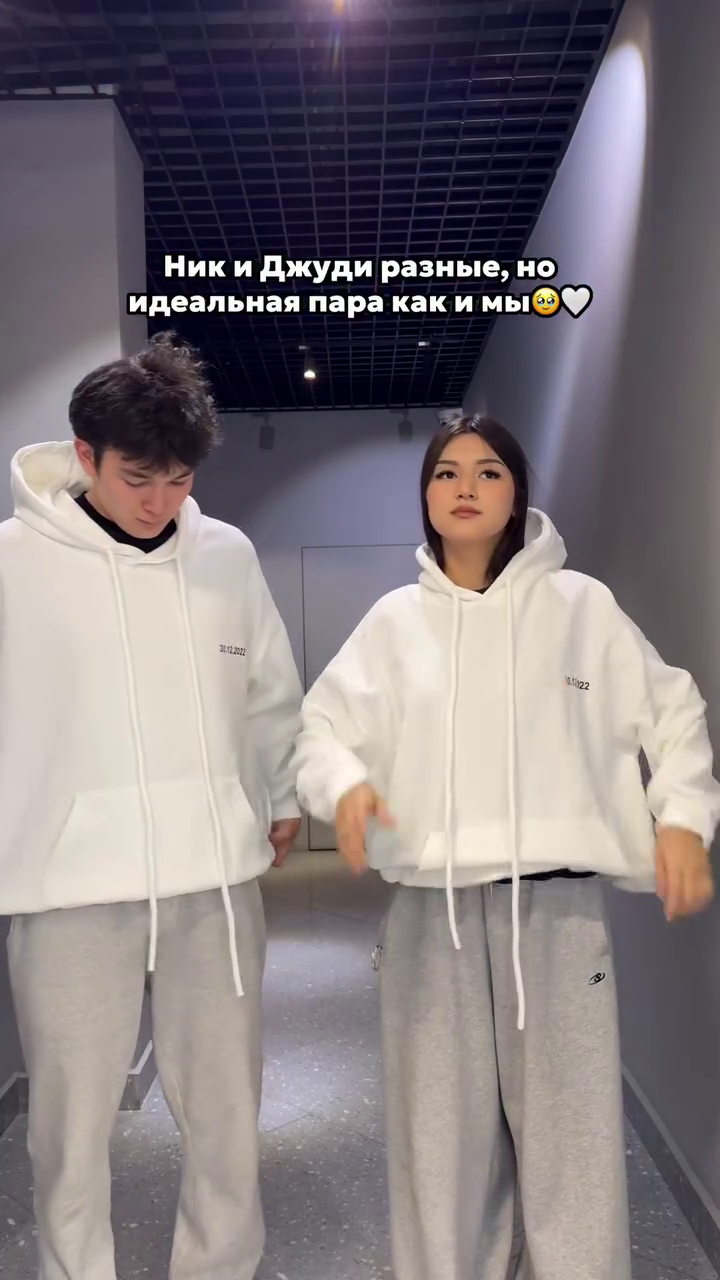 π€ Nick & Judy Couple Hoodie β Premium Unisex Oversized Sweatshirt π€ - Image 3