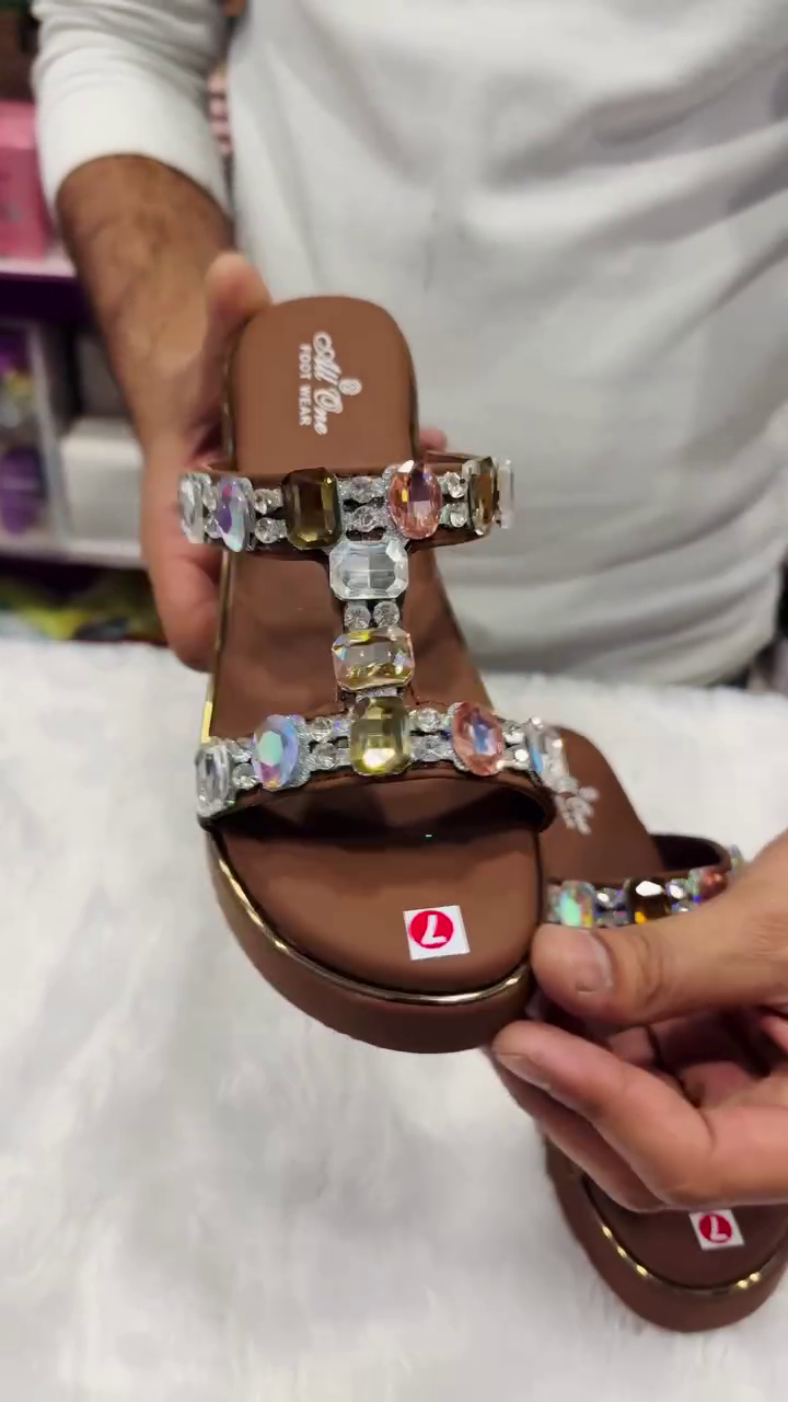 ✨ LuxeGlam™ Crystal Embellished Slip-On Sandals – Elegance with Every Step 👡💎 - Image 4