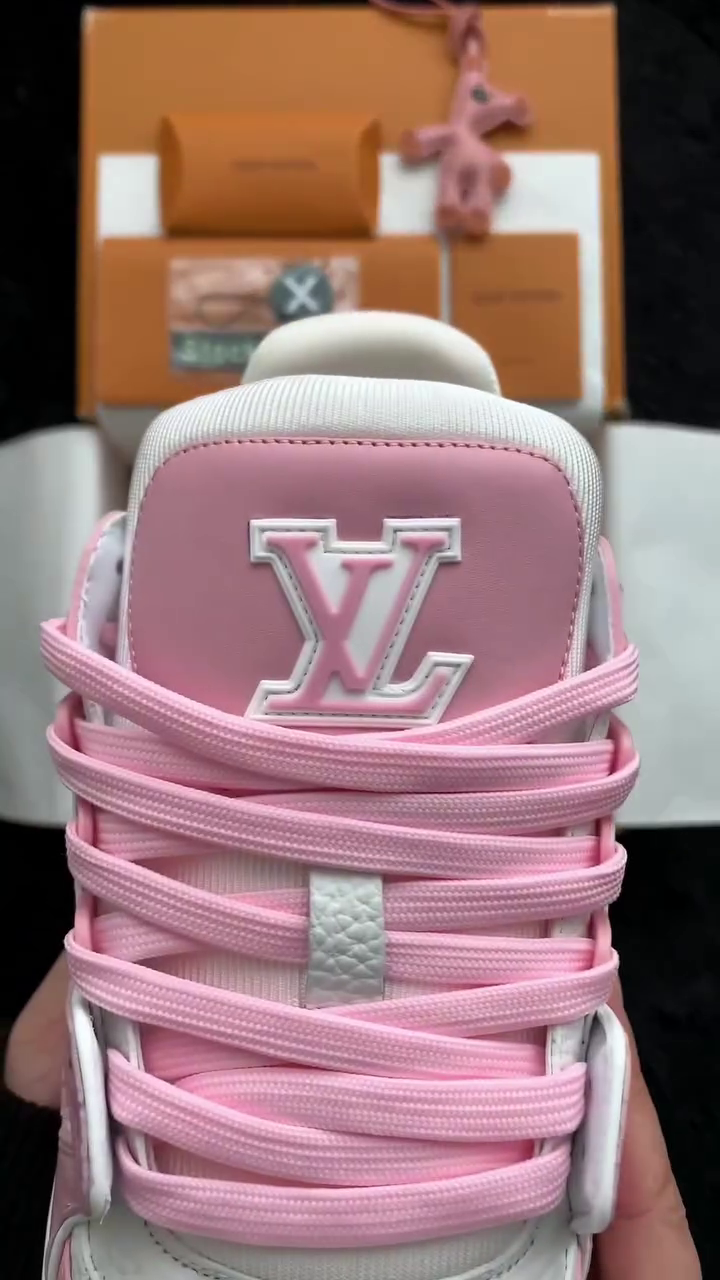 💗 LuxeAura™ Pink Street Sneakers – Premium-Inspired Style with Everyday Comfort 👟✨ - Image 3