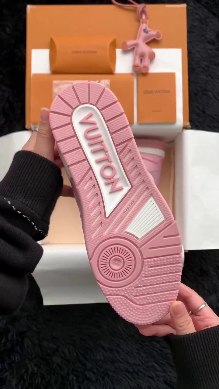 💗 LuxeAura™ Pink Street Sneakers – Premium-Inspired Style with Everyday Comfort 👟✨ - Image 5