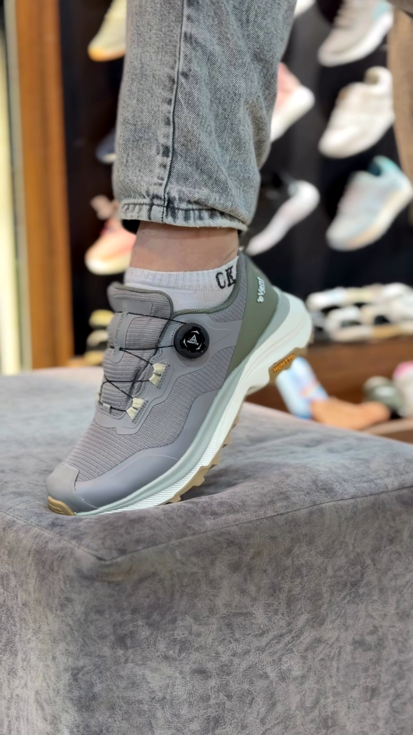 UrbanGrip™ Dial-Fit Sneakers – Lightweight Comfort, Premium Street Style (Unisex) 👟✨ - Image 4