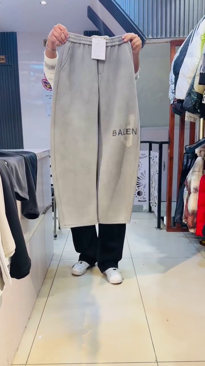 ๐ค๐ฅ Premium Wide-Leg Jogger Pants โ Streetwear Fit with Maximum Comfort ๐ฎโ๐จโจ - Image 8