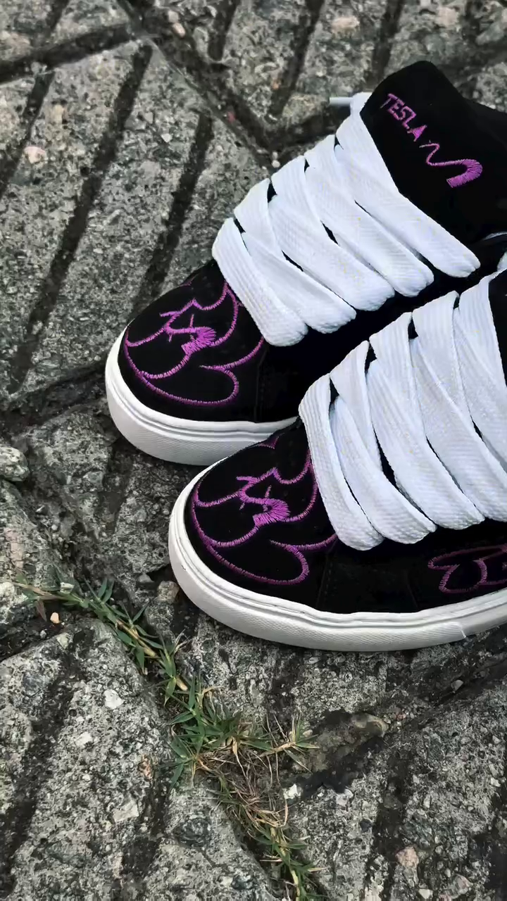 ๐๐ค Tesla Neon Scribble Sneakers โ Black Streetwear Shoes with Glow Vibe ๐โก - Image 2