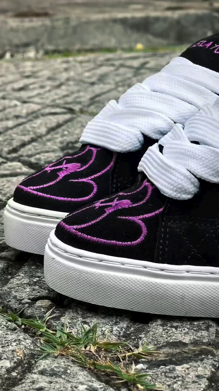 ๐๐ค Tesla Neon Scribble Sneakers โ Black Streetwear Shoes with Glow Vibe ๐โก - Image 3